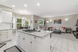 13070 SW Woodshire Ln, Tigard, OR 97223 - Photo 17