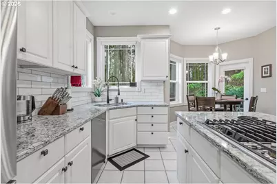 13070 SW Woodshire Ln, Tigard, OR 97223 - Photo 13