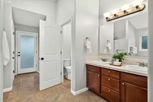 17000 NW Gables Creek Ln, Beaverton, OR 97006 - Photo 17