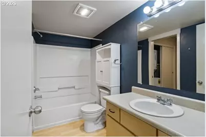 9817 NE Irving St #211, Portland, OR 97220 - Photo 13