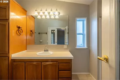 887 Jackson Ave, Bandon, OR 97411 - Photo 25