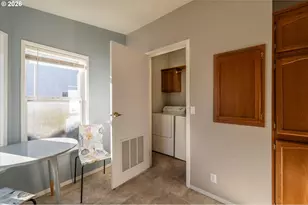 887 Jackson Ave, Bandon, OR 97411 - Photo 29