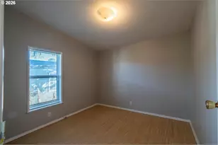 887 Jackson Ave, Bandon, OR 97411 - Photo 21