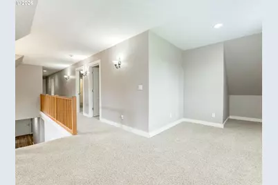 23708 1st St NE, Aurora, OR 97002 - Photo 23