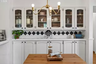 381 N Main St, Dufur, OR 97021 - Photo 13