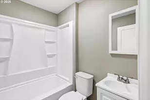 10104 SE Holgate Blvd, Portland, OR 97266 - Photo 15