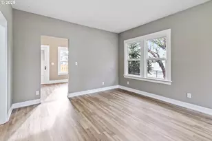 10104 SE Holgate Blvd, Portland, OR 97266 - Photo 5