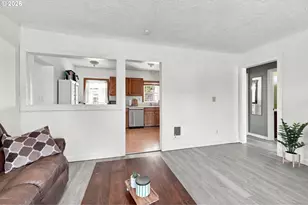 571 24th Ave, Longview, WA 98632 - Photo 5