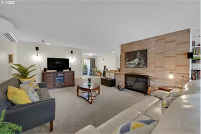 815 NW Merrie Dr, Corvallis, OR 97330 - Photo 9