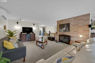 815 NW Merrie Dr, Corvallis, OR 97330 - Photo 9