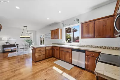 5442 Pranz Pl, Eugene, OR 97402 - Photo 11