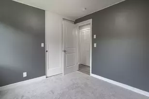 16817 SE Pine St, Portland, OR 97233 - Photo 13