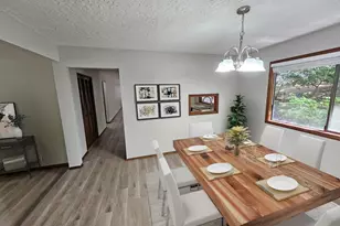 8768 SW Iroquois Dr, Tualatin, OR 97062 - Photo 5