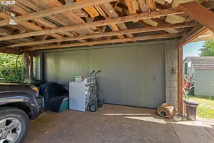 1112 Spruce St, Myrtle Point, OR 97458 - Photo 41