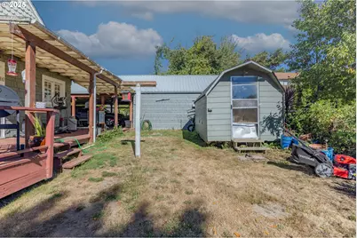 1112 Spruce St, Myrtle Point, OR 97458 - Photo 45