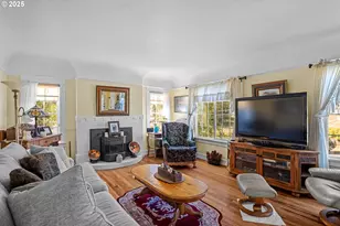 1112 Spruce St, Myrtle Point, OR 97458 - Photo 11