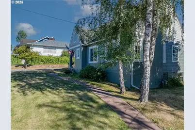 1112 Spruce St, Myrtle Point, OR 97458 - Photo 5