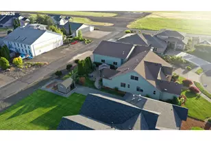 867 Corsair Dr, Independence, OR 97351 - Photo 45