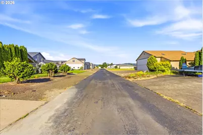 867 Corsair Dr, Independence, OR 97351 - Photo 35