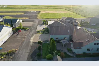 867 Corsair Dr, Independence, OR 97351 - Photo 43