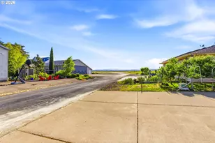 867 Corsair Dr, Independence, OR 97351 - Photo 35