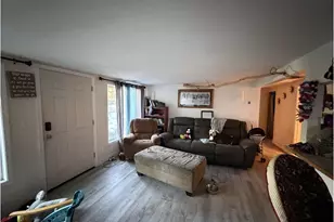 147 SE Pete Ave, Myrtle Creek, OR 97457 - Photo 3