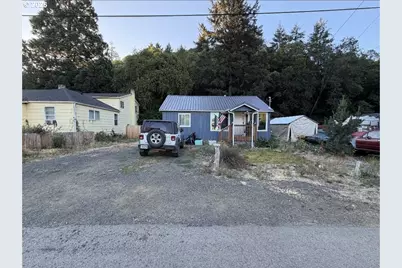 147 SE Pete Ave, Myrtle Creek, OR 97457 - Photo 1