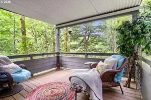 1719 NW Miller Hill Ct, Portland, OR 97229 - Photo 23
