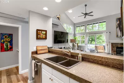 1719 NW Miller Hill Ct, Portland, OR 97229 - Photo 11