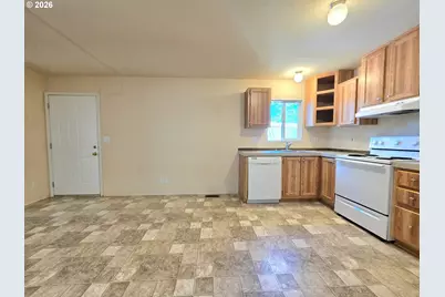 1475 Green Acres Rd #82, Eugene, OR 97408 - Photo 7