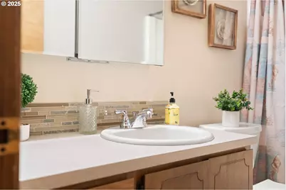 1480 SE Jacquelin Dr, Hillsboro, OR 97123 - Photo 33