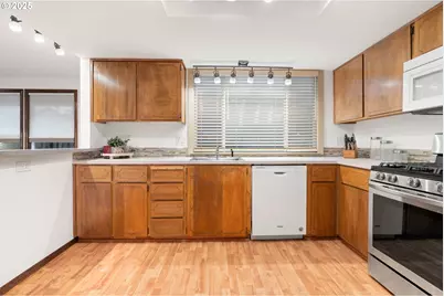 1480 SE Jacquelin Dr, Hillsboro, OR 97123 - Photo 17