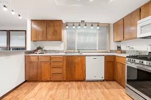 1480 SE Jacquelin Dr, Hillsboro, OR 97123 - Photo 17