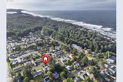 1111 SW 13th St, Lincoln City, OR 97367 - Photo 31