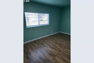 811 Laurel Ave, Reedsport, OR 97467 - Photo 23