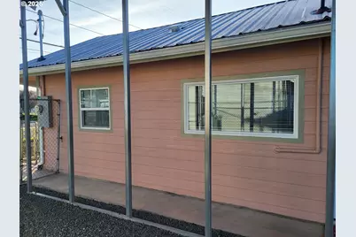 811 Laurel Ave, Reedsport, OR 97467 - Photo 31