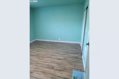 811 Laurel Ave, Reedsport, OR 97467 - Photo 13