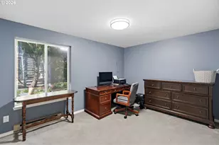 10618 SW 49th Ave, Portland, OR 97219 - Photo 19