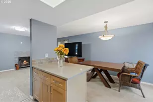 10618 SW 49th Ave, Portland, OR 97219 - Photo 11