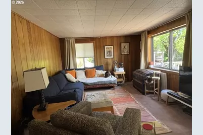 488 Walnut Ln, Eugene, OR 97401 - Photo 15