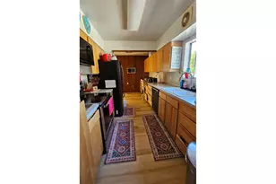 488 Walnut Ln, Eugene, OR 97401 - Photo 3