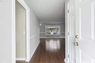 21659 SW Dakota Cir, Tualatin, OR 97062 - Photo 3