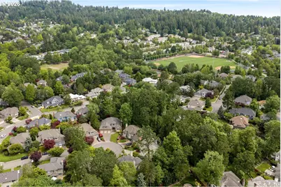 5444 Westfield Ct, Lake Oswego, OR 97035 - Photo 47