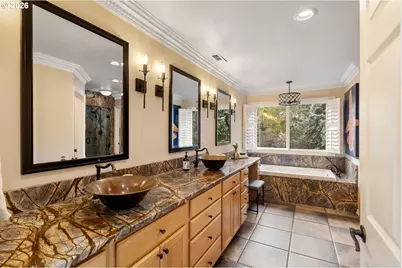 5444 Westfield Ct, Lake Oswego, OR 97035 - Photo 29