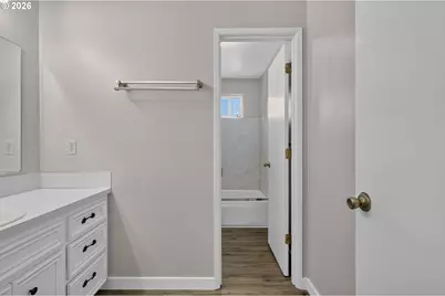 2051 Lafayette St, Albany, OR 97322 - Photo 29