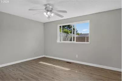 2051 Lafayette St, Albany, OR 97322 - Photo 21