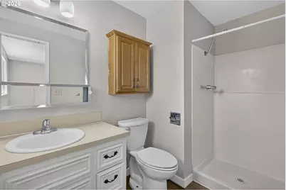 2051 Lafayette St, Albany, OR 97322 - Photo 25
