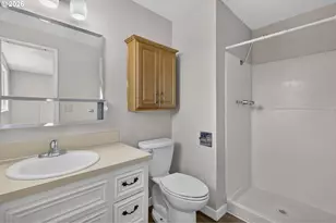 2051 Lafayette St, Albany, OR 97322 - Photo 25