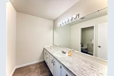 743 Marine View Dr, Longview, WA 98632 - Photo 13