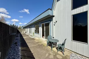 743 Marine View Dr, Longview, WA 98632 - Photo 25